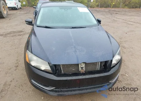 2013 Volkswagen Passat 2.5L S from USA, damaged, VIN 1VWAH7A34DC131139